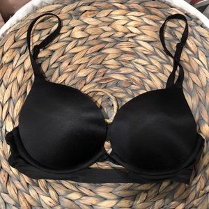 Victoria’s Secret Very Sexy push up bra